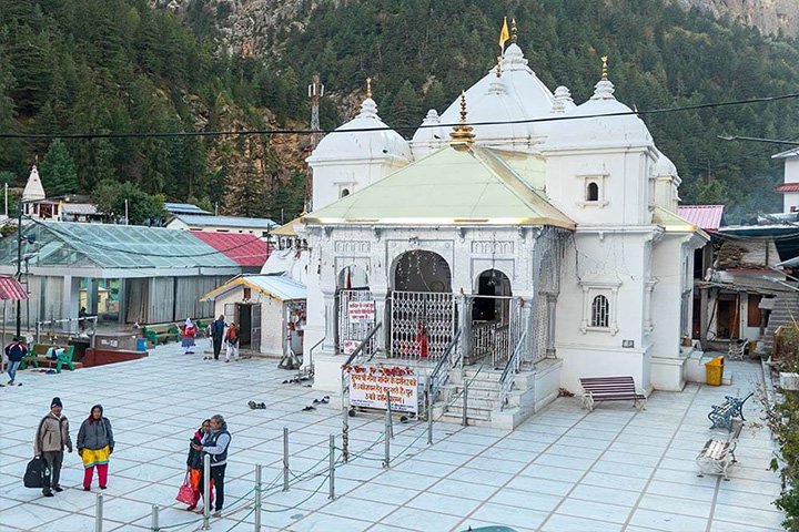 gangotri temple 1